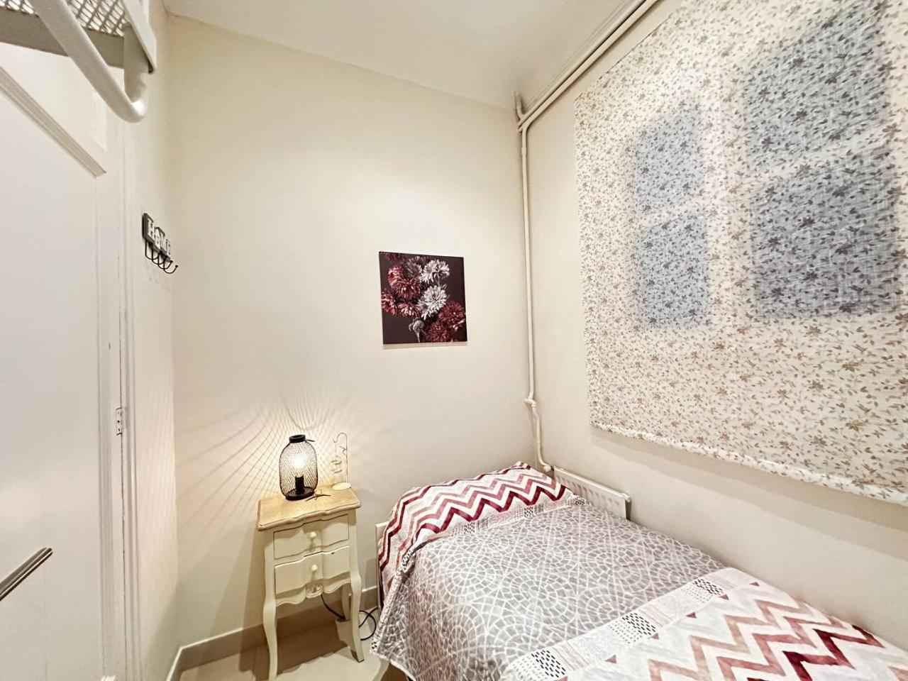 Rooms Gran Via Barcellona Esterno foto
