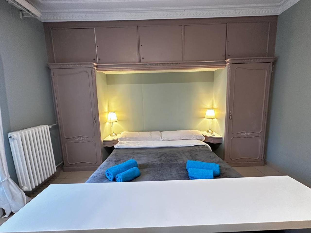 Rooms Gran Via Barcellona Esterno foto